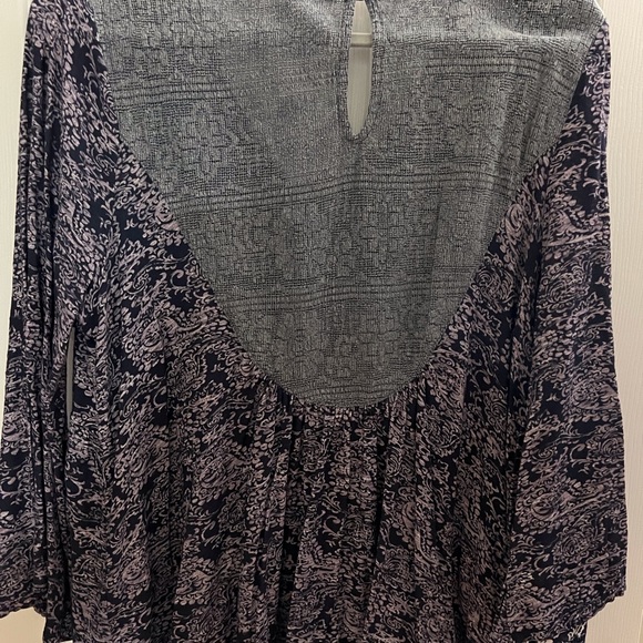 Anthropologie:  Akemi + Kin Boho Peasant Blouse - Picture 2 of 13